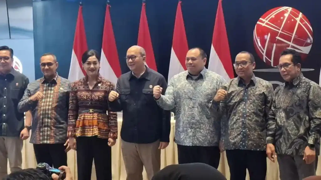 Rosan-Roeslani-tengah-membuka-kegiatan-Dialog-432