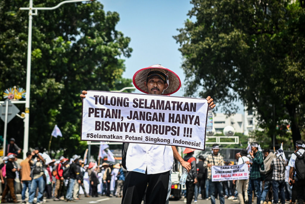 antarafoto-aksi-hari-tani-nasional-di-jakarta-1758699502_4398