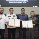 KUA-PPAS Perubahan 2026 Disepakati, Belanja Daerah Kota Batu Rp1,05 Triliun IMG-20260918-WA0011